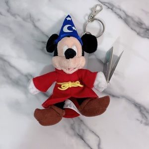 NWT Disney Mickey Keychain
